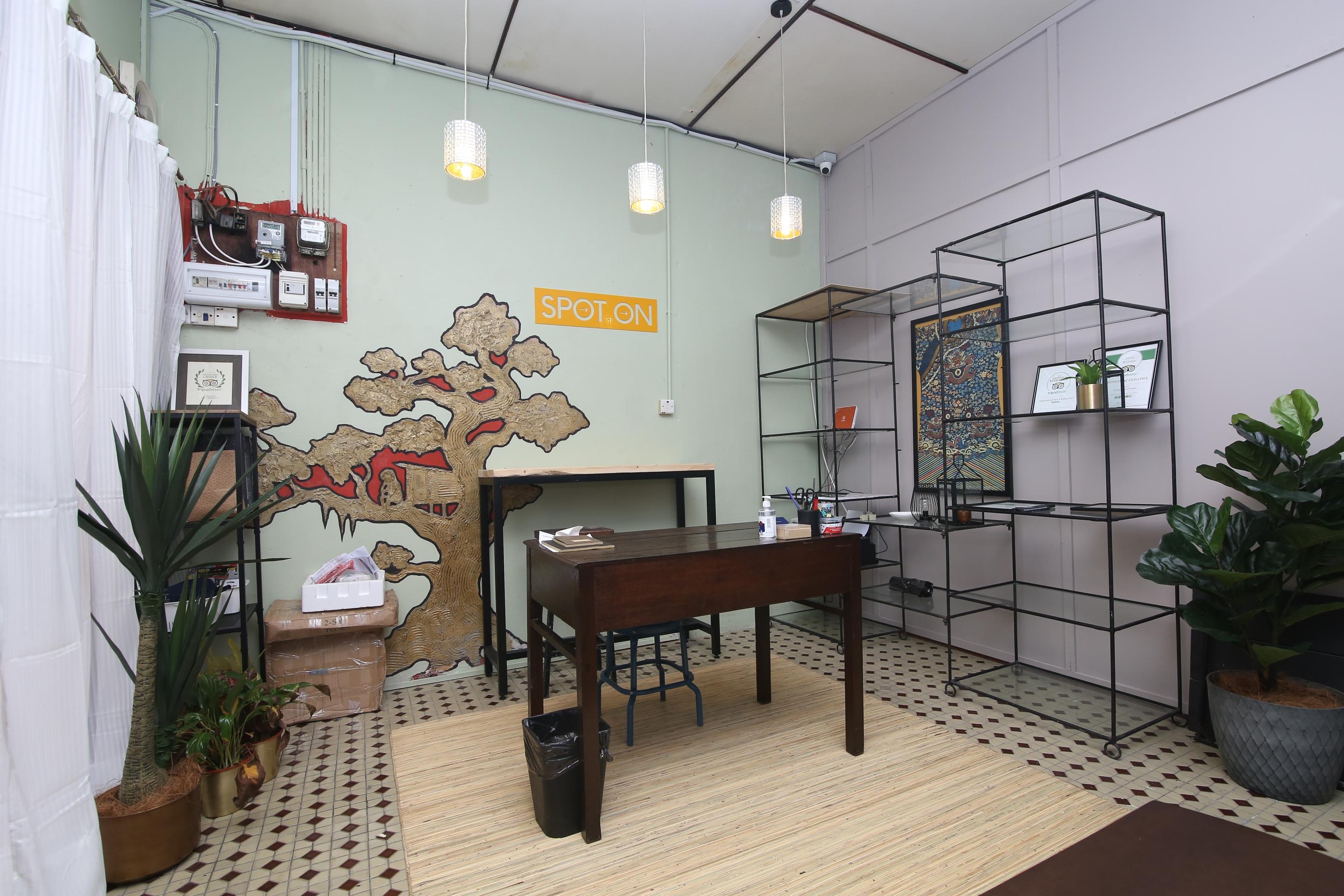 Spot On 90141 Threehouse Bed & Breakfast Kuching Zewnętrze zdjęcie
